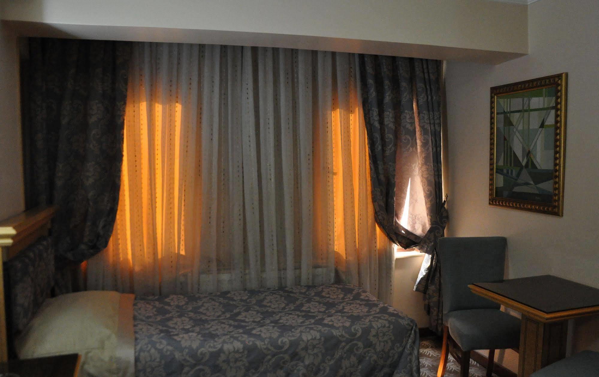 Grand Hisar Hotel Istambul Exterior foto